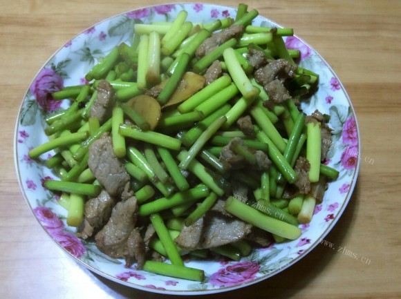 美味营养的芹菜炒肉