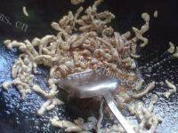 自制京酱肉丝做法图解4)