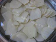 鲜甜素炒土豆片做法图解2)