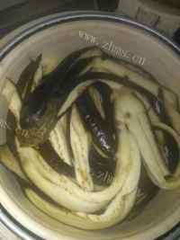 色香味俱全的蒜泥拌茄子做法图解1)