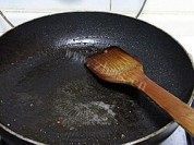 美味的芹菜牛肉炒饭做法图解5)