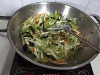家常菜鱼香肉丝做法图解6)