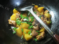 家常菜土豆烧鸡块