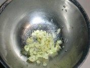 家常菜里脊肉烧茄子做法图解4)