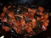 美味的五花肉炖海带