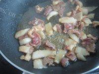 自制美食木耳炒肉片做法图解4)