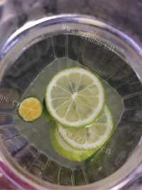 好喝的金桔柠檬饮做法图解2)