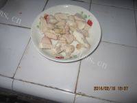 家常菜肉炒木耳做法图解2)