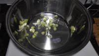 唇齿留香的虾皮萝卜粉丝汤做法图解4)