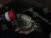 美味的三文鱼头豆腐汤做法图解8)