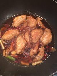 妈妈最爱的红烧鸡翅做法图解12)