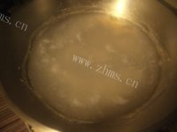 牛奶黄桃西米露做法图解4)