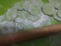 色味俱全的自制饺子做法图解3)