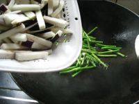 简易版-茄子烧豆角做法图解7)