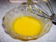 美味的自制蛋黄酱的做法图解二