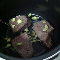 自制酱牛肉做法图解1)