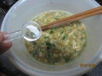 家常生蚝炒蛋做法图解4)