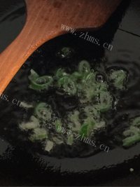 好吃的肉末小格扎做法图解5)