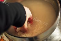 家常香酱土豆泥拌饭做法图解2)