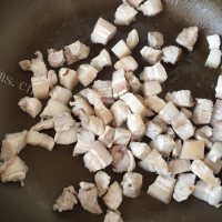 美味的台湾卤肉饭做法图解7)