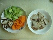 家常菜小炒腊肉做法图解1)