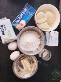 香气浓郁的榴莲千层做法图解1)