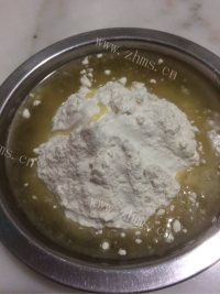 甜甜的绿豆酥做法图解3)
