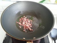 美味的腊肠炒饭做法图解4)