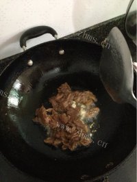 食欲满满的青椒肉片做法图解3)