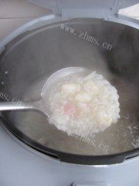美味早餐山药萝卜粥做法图解12)