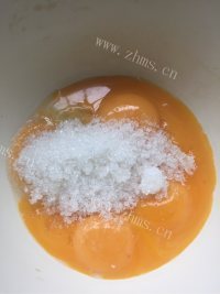 自制威风蛋糕做法图解3)