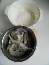 美味酥炸龙头鱼做法图解1)