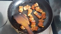 美味的韩式五花肉披萨做法图解4)
