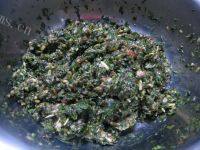 美味的荠菜馄饨做法图解1)