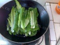 健康营养的豆豉鲮鱼油麦菜做法图解5)
