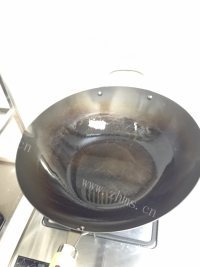 家常菜蒜蓉茄子做法图解3)