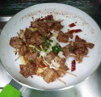 香酥的川味牙签肉做法图解14)