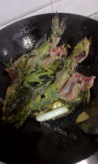 家常菜昂刺鱼豆腐汤做法图解4)