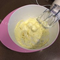 美味小熊抱杏仁饼干做法图解3)