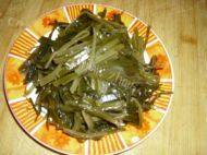 「健康美食」凉拌海带丝做法图解1)