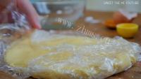 甜蜜的炸虾饼干做法图解5)