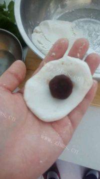 美味的糯米饼做法图解3)
