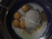 垂涎欲滴的紫薯蛋糕卷做法图解2)