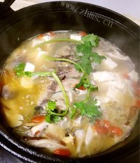 香气浓郁的豆腐鲫鱼汤做法图解6)