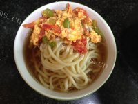 妈妈最爱的西红柿鸡蛋面做法图解11)