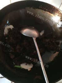 家常菜木耳炒山药做法图解4)