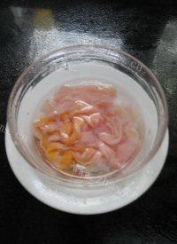 家常菜鱼肠煎蛋做法图解5)