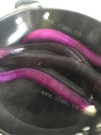 色香味俱全的手撕茄子做法图解1)