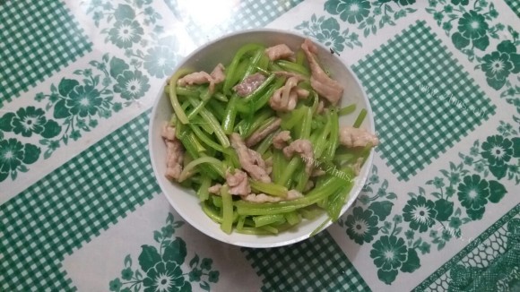 美味的芹菜炒肉丝
