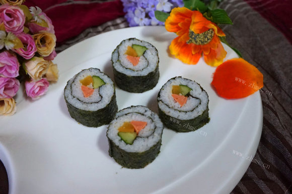 香气浓郁的紫菜包饭